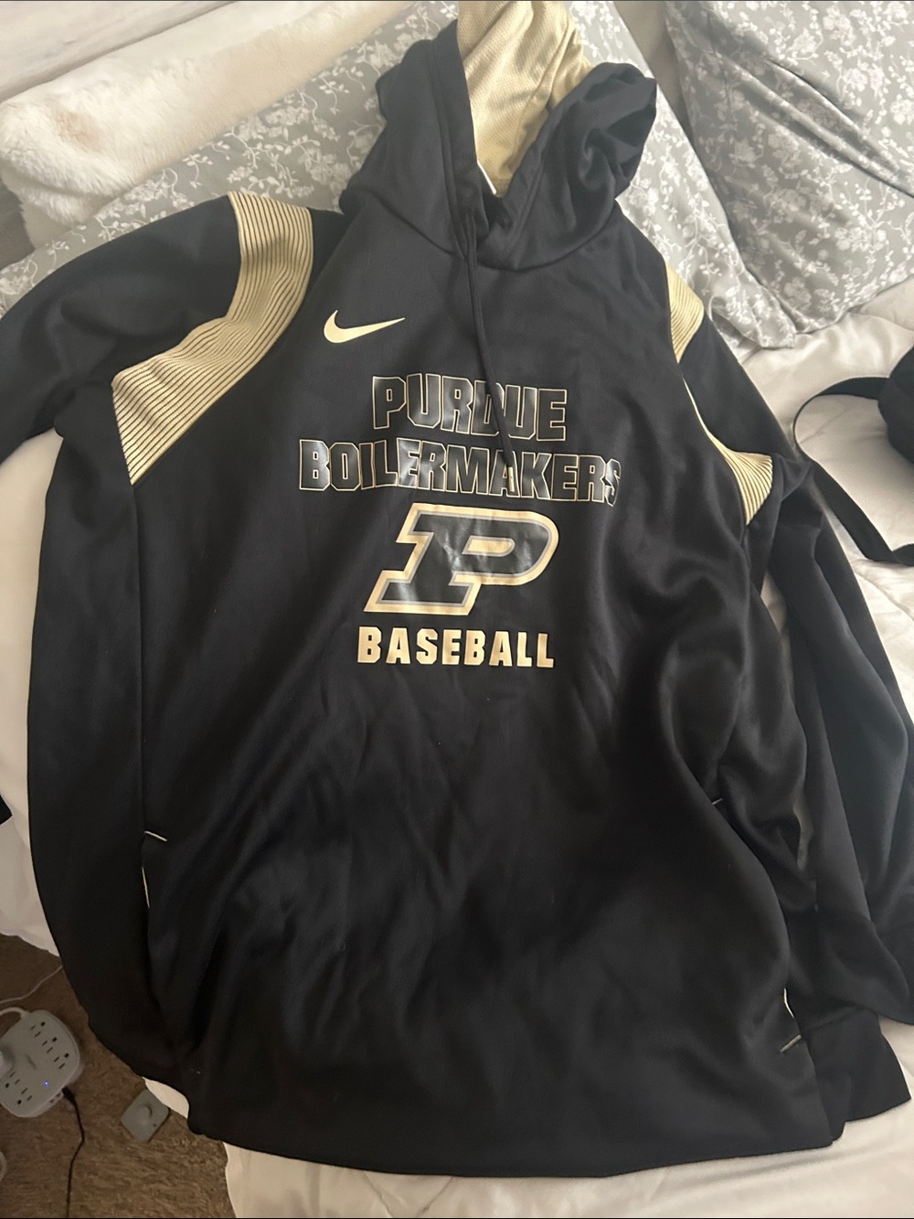 Nike Black & Gold Crewneck Pullover Hoodie